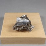 Arsenopirita
3 x 2,4 x 1,4 cm. 18,56 g.
(Autor: J. G. Alcolea)
