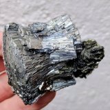 Arsenopirita, Moscovita, Calcita-Dolomita
4,8 x 4,0 x 3,4 cm
(Autor: carles)