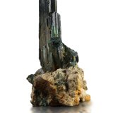 Atacamita
2.5 x 3 x 5 cm / cristal principal: 3.5 cm
(Autor: Museo MIM)