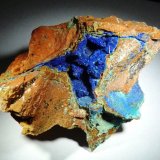 Azurita y Crisocola.
60x50 mm.
(Autor: Jesus Franquesa Baucells)