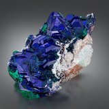 Azurita
17 x 8.5 x 8.5 cm / cristal principal: 5.1 cm
(Autor: Museo MIM)