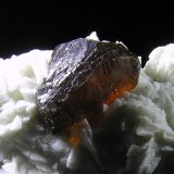 Esfalerita, dolomita
7,8x3,5x4,5 cm.
(Autor: Nacho)