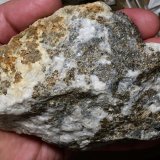 Esfalerita, Dolomita
Minas del Cerro del Toro, Cerro del Toro, Motril, Municipio Motril, Comarca Costa Granadina, Granada, Andalucía, España
12 x 9 cm
(Autor: Matias Raja)