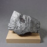 Boulangerita
7,7 x 5,6 x 3 cm.
(Autor: J. G. Alcolea)