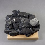 Bournonita
10 x 7,5 x 3 cm.
(Autor: J. G. Alcolea)