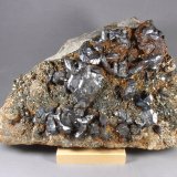 Bournonita
25,5 x 15 x 9,8 cm.
(Autor: J. G. Alcolea)