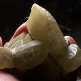 Calcita
Ojós, Comarca Valle de Ricote, Región de Murcia (Murcia), España
10 x 6 cm, cristal mayor 55 mm
(Autor: Matias Raja)