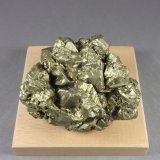 Calcopirita
7 x 5,8 x 4,3 cm.  234,6 g.
(Autor: J. G. Alcolea)