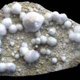 Girolita, Okenita, Fluorapophyllita-(K) (apofilita), Laumontita y Calcita
18 x 14 x 5 Cms.
(Autor: José Luis Zamora)