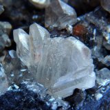 Cerusita, Galena
82x63x42 mm.
(Autor: José Luis Zamora)