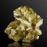 Crisoberilo
6 x 6.5 x 5.5 cm / cristal principal: 6.3 cm
(Autor: Museo MIM)