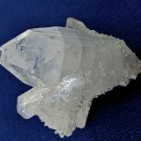 Fluorapofilita-(K) (apofilita)
Cristal mayor: 4 x 1,5 x 1,5 cm
(Autor: María Jesús M.)