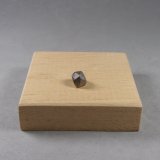 Cobaltita
0,8 x 0,7 x 0,7 cm.
(Autor: J. G. Alcolea)