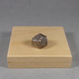 Cobaltita
1,7 x 1,3 x 1,2 cm
(Autor: J. G. Alcolea)