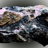 Smithsonita (variedad smithsonita cobaltífera)
47 x 25 x 16 mm.
(Autor: José Luis Zamora)