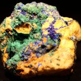 Cobre, Pseudomalaquita, Azurita
31 x 28 x 17 mm.
(Autor: José Luis Zamora)