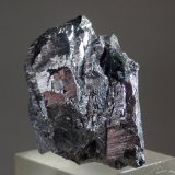Arsenopirita y Cuarzo
Medida: 4,0 x 3,8 x 2,2 cms
(Autor: Joan Martinez Bruguera)