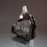Arsenopirita
Medida: 4,7 x 4,1 x 3,0 cms
(Autor: Joan Martinez Bruguera)