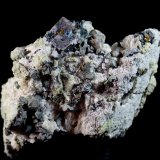 Galena, Calcopirita y Dolomita
Medida: 6,1 x 4,5 x 2,2 cms
(Autor: Joan Martinez Bruguera)