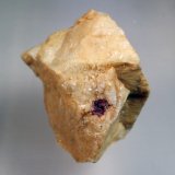 Cinabrio y Dolomita
Medida: 3,6 x 3,0 x 2,6 cms
(Autor: Joan Martinez Bruguera)