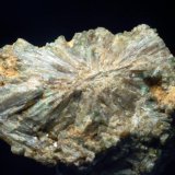 Vesuvianita
55 x 35 x 23 mm
(Autor: Joan Martinez Bruguera)