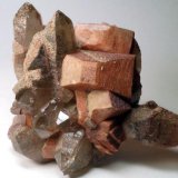 Microclina, Cuarzo
70 x 70 x 35 mm
(Autor: Joan Martinez Bruguera)