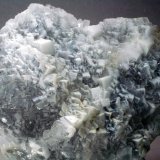 Fluorita
90 x 70 x 30 mm
(Autor: Joan Martinez Bruguera)