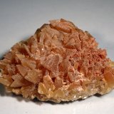 Calcita
Medida: 8,0 x 5,6 x 2,3 cms
(Autor: Joan Martinez Bruguera)