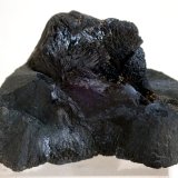 Schorlo-Dravita (Serie)
Medida: 3,5 x 3,2 x 1,8 cms
(Autor: Joan Martinez Bruguera)