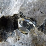 Cuarzo (variedad herkimer)
Apertura de la cavidad: 3 cm
(Autor: nerofis2)