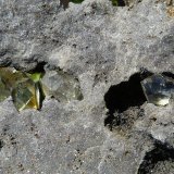 Cuarzo (variedad herkimer)
Apertura de las cavidades: 3,5 y 3 cm.
(Autor: nerofis2)