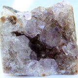 Cuarzo, Goethita
26x21x17 mm.
(Autor: José Luis Zamora)