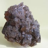 Cuarzo (variedad amatista), Cuarzo (variedad calcedonia), Calcita
14 x 12 cm
(Autor: Pedro Conesa)
