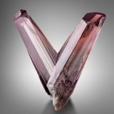 Diásporo
2.5 x 1.5 x 3 cm / cristal principal: 2.8 cm
(Autor: Museo MIM)