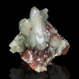Diópsido en Grossularia (variedad hessonita)
7 x 6 x 5 cm / Cristal principal: 4.3 cm.
(Autor: Museo MIM)