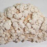 Dolomita y calcita
4 x 2,8 x 3 cm
(Autor: Anisio Claudio)