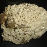 Pseudoleucita y Albita (variedad oligoclase)
12 x 6 x 6 cm
(Autor: Anisio Claudio)