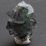 Fluorita
6 x 4 x 3 cm
(Autor: Antonio Alcaide)