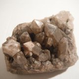 Cuarzo (variedad ahumado)
Pieza de 8 cm. Cristales de 2 cm.
(Autor: fernandez.d)