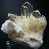 Yeso
Pieza: 7 x 7 cm. Cristal mayor: 5 cm.
(Autor: Juan Cabezas)