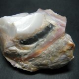 Ópalo.
6 x 5 x 4 cm.
(Autor: Carles Rubio)