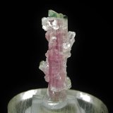 Elbaita
4 x 0.8 cm
(Autor: Diego Navarro)