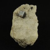 Pirita, Calcita
4.5 x 3.5 x 2.4 centimetros
(Autor: Ricardo Melendez)