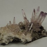 Cuarzo (variedad amatista)
7.5 x 5.2 x 3.3 centimetros
(Autor: Ricardo Melendez)