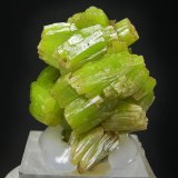 Piromorfita
3.7 x 2.8 cm
(Autor: Diego Navarro)