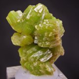 Piromorfita
3.5 x 2.7 cm
(Autor: Diego Navarro)