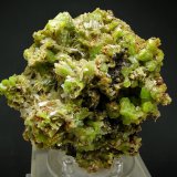Piromorfita, Cerusita
9 x 8 cm
(Autor: Diego Navarro)
