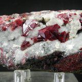Cinabrio
9 x 4 x 7 cm
(Autor: Diego Navarro)