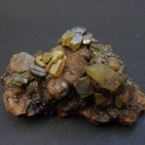 Azufre y Aragonito
8,5 x 5 4 cm
(Autor: Antonio Alcaide)
