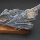 Cianita
12,5 x 6,5 x 5 cm
(Autor: Antonio Alcaide)